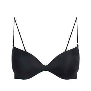 SKIMS WIRELESS FORM
MICRO STRAP
PLUNGE BRA 38D